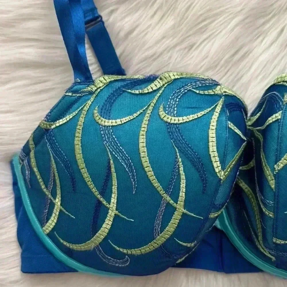 Cacique Embroidered Underwire Full Coverage Bra 42DD - Picture 2 of 6